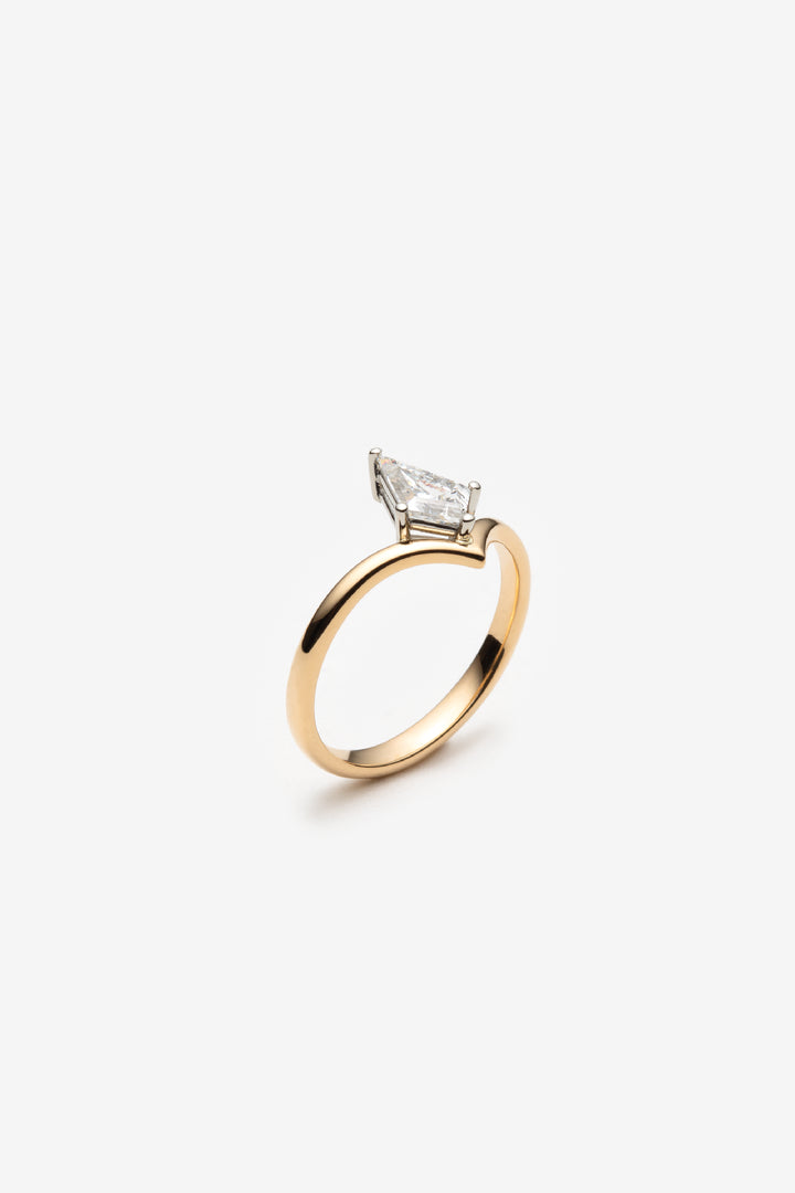 Bague Alexandra - "kite" 0.63ct