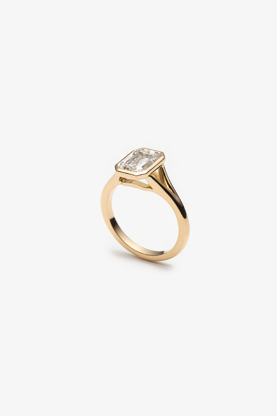 Bague Boréale solitaire diamant créé taille émeraude 18k