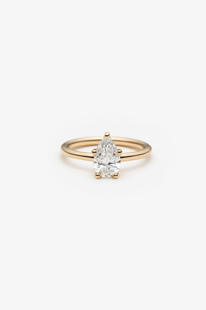 Bague Floréale diamant crée poire 18kj