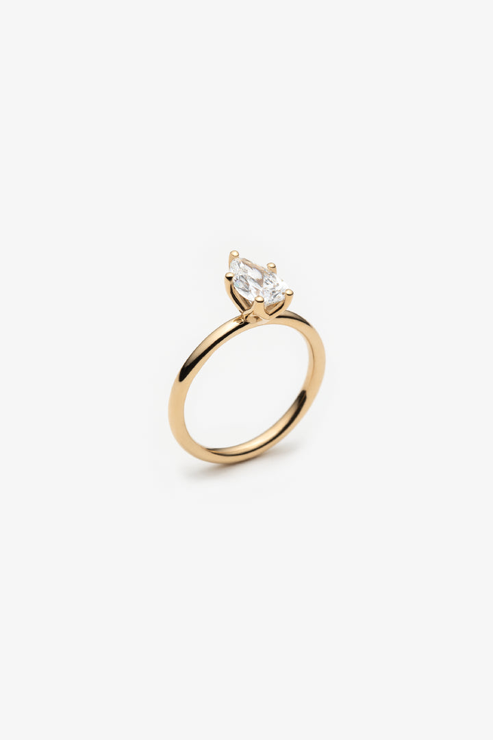 Bague Floréale diamant crée poire 18kj