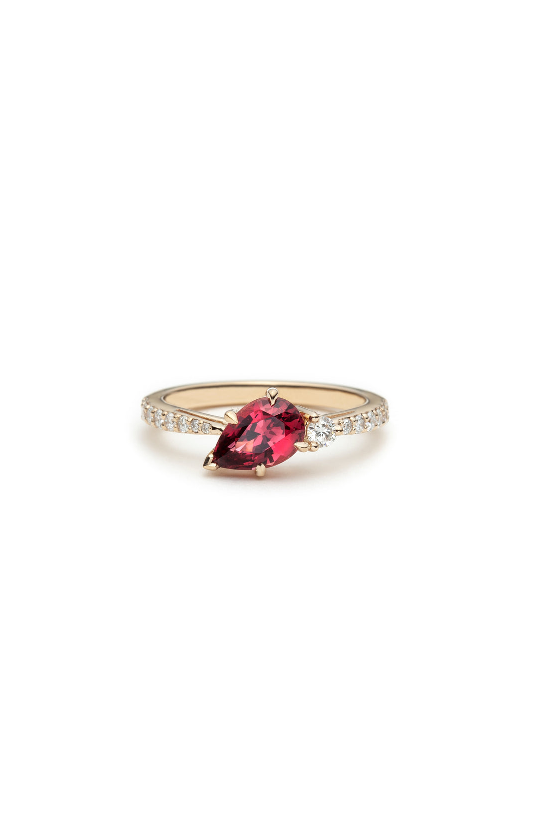 Bague - asymétrique spinelle framboise et diamants